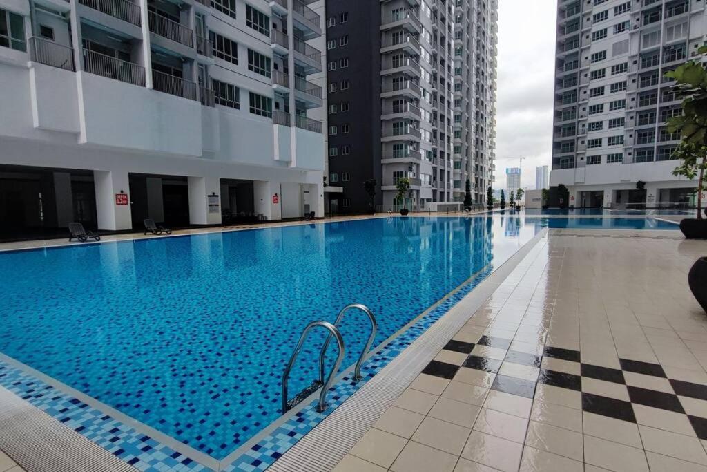 10A Yolo Budget Condo Куала-Лумпур Экстерьер фото