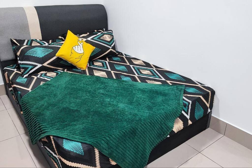 10A Yolo Budget Condo Куала-Лумпур Экстерьер фото